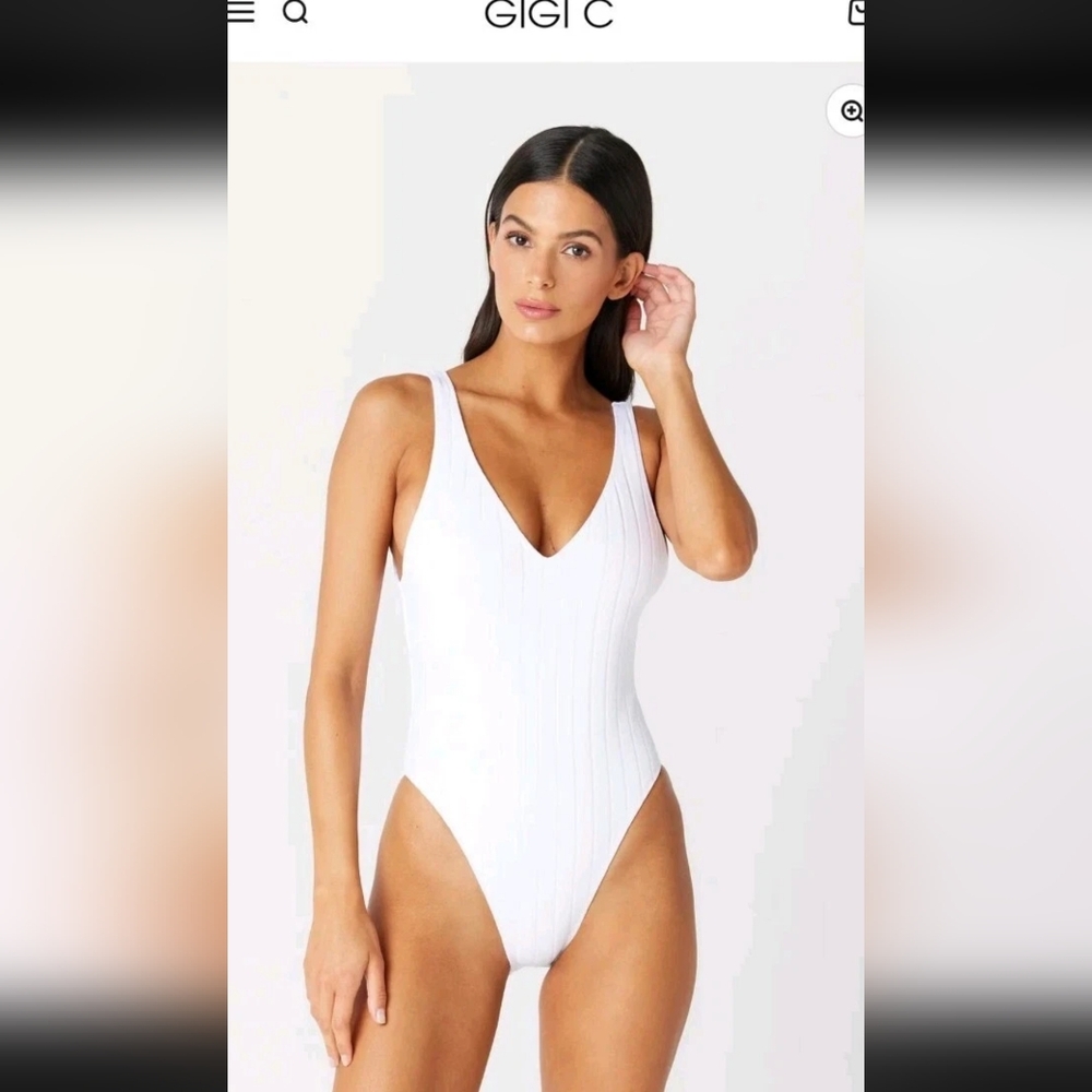 GIGI C Paisley White One Piece size  XL Swimsuit NWOT $185